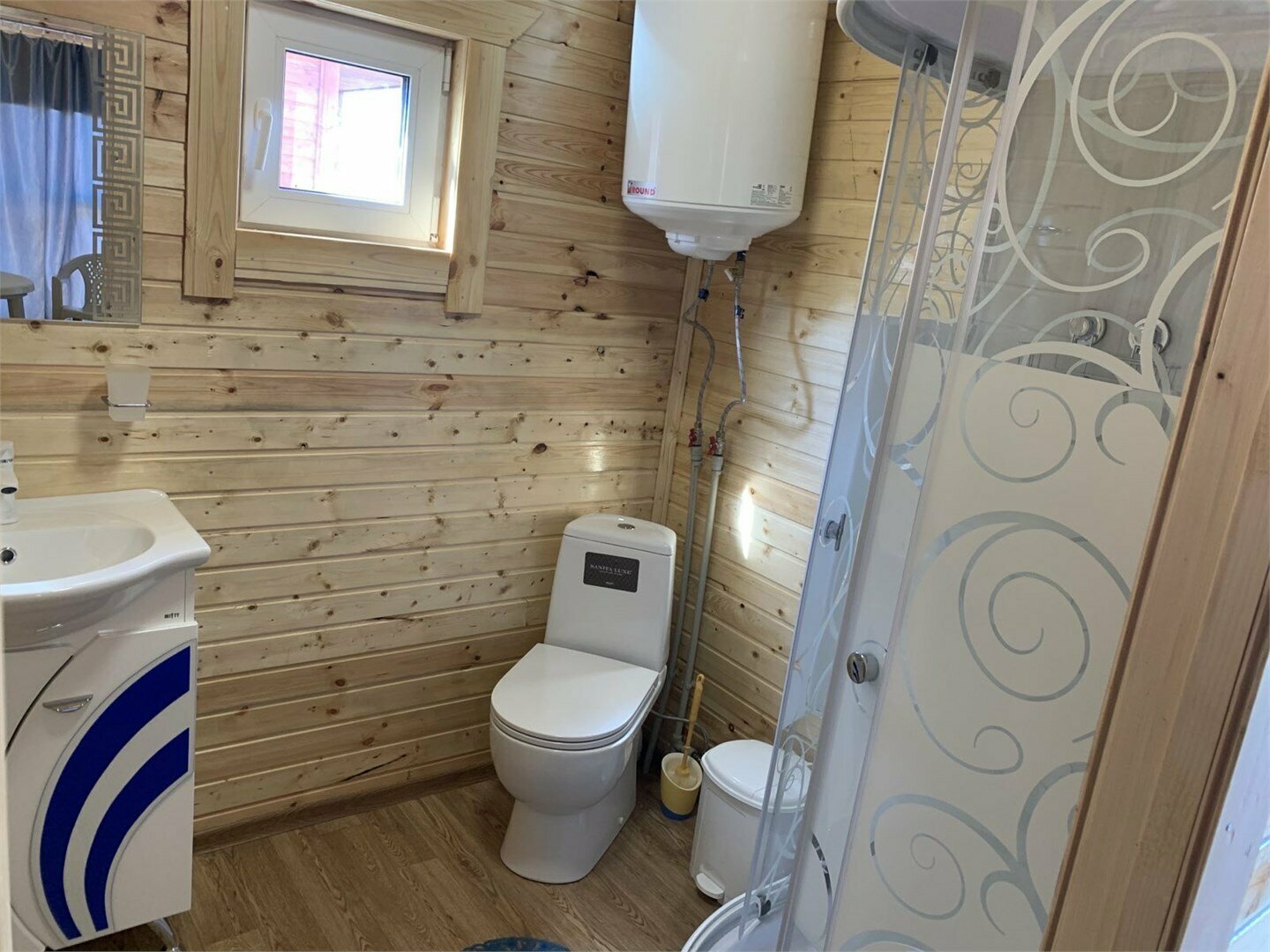 Коттеджный городок "Морской"  2-комный  4 -местный № 1, 2, 3