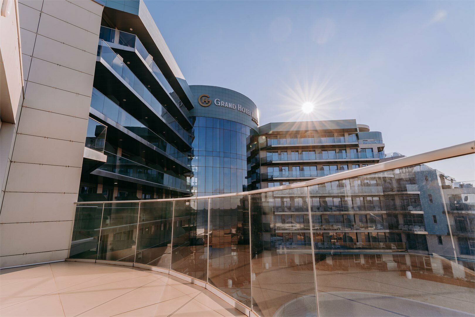 Двухкомнатный "Люкс" с видом на море