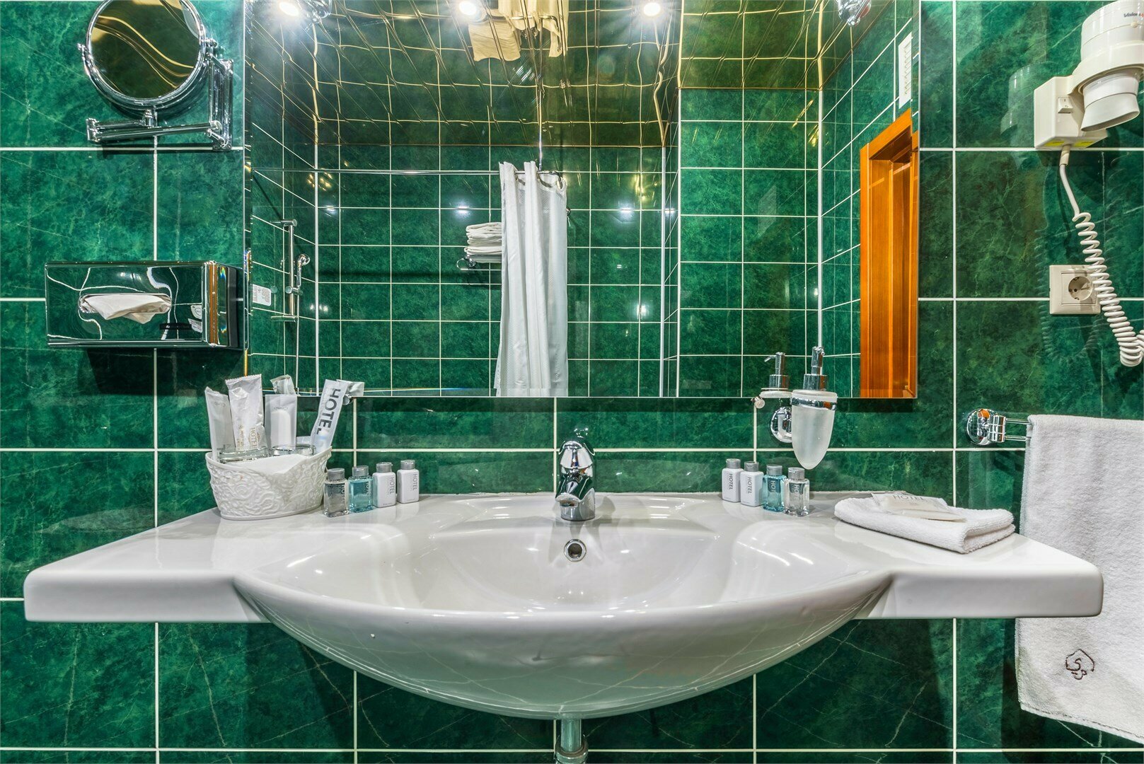 Двухкомнатный номер Люкс