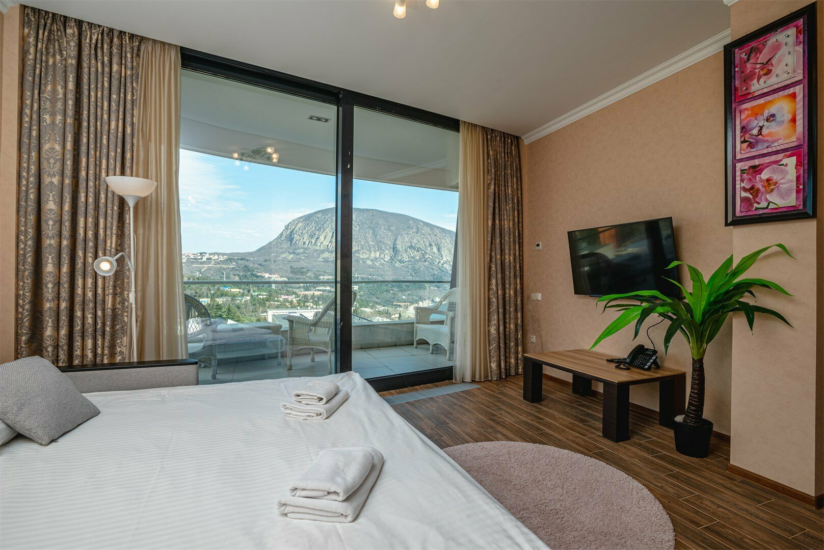 Улучшенные апартаменты