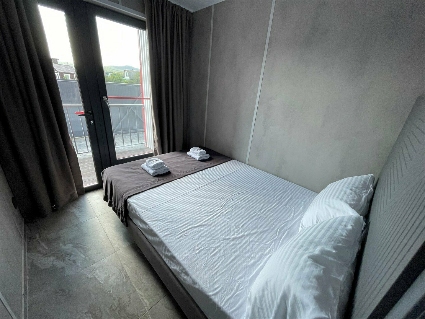 Четырехместный номер с видом на горы