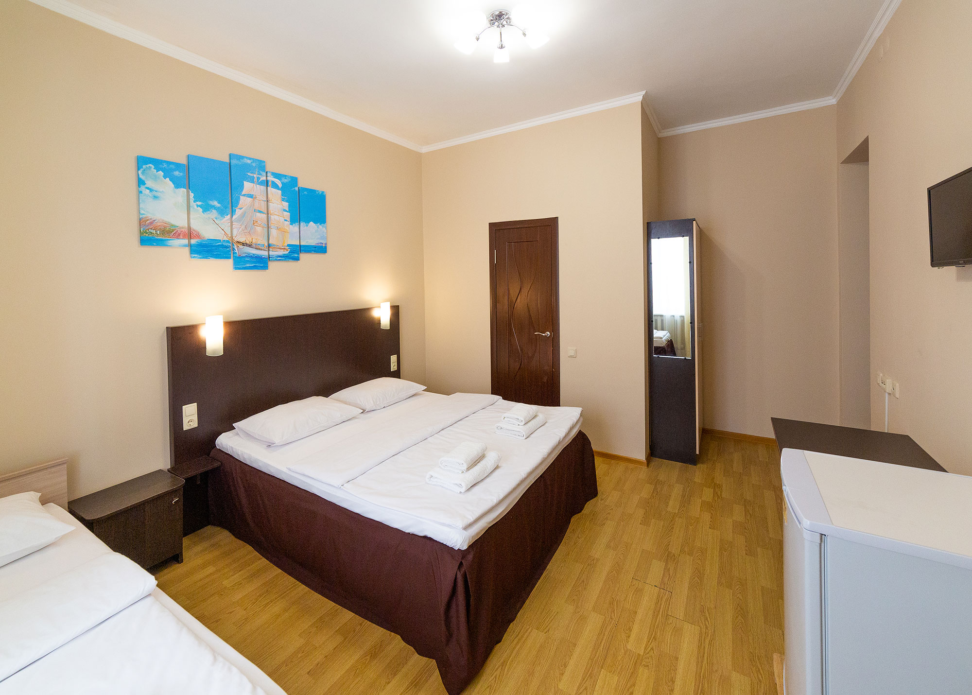 Стандартный трехместный номер