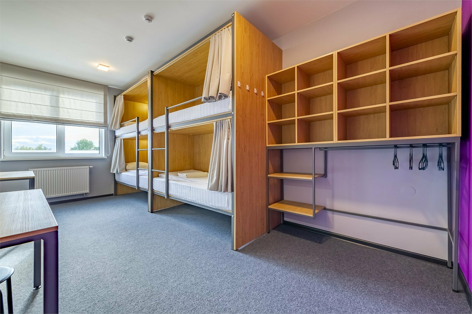 4 - местный номер с общей ванной комнатой (двухъярусные кровати)