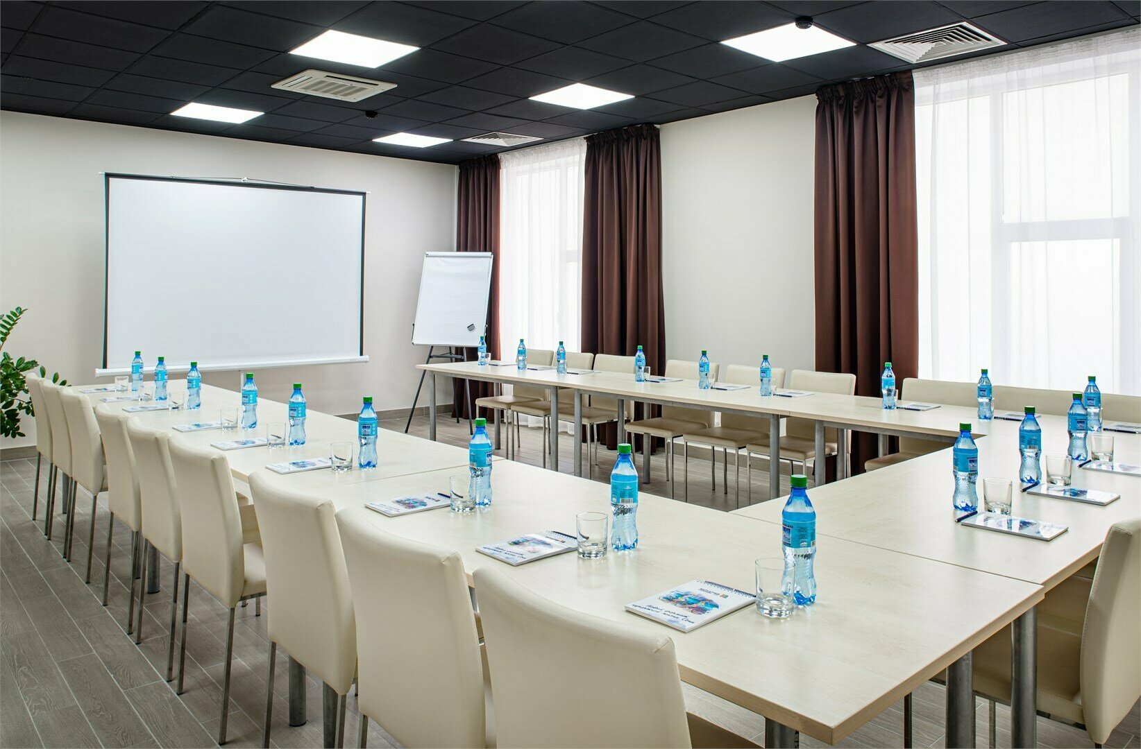 Стандарт 2-местный с дополнительной кроватью