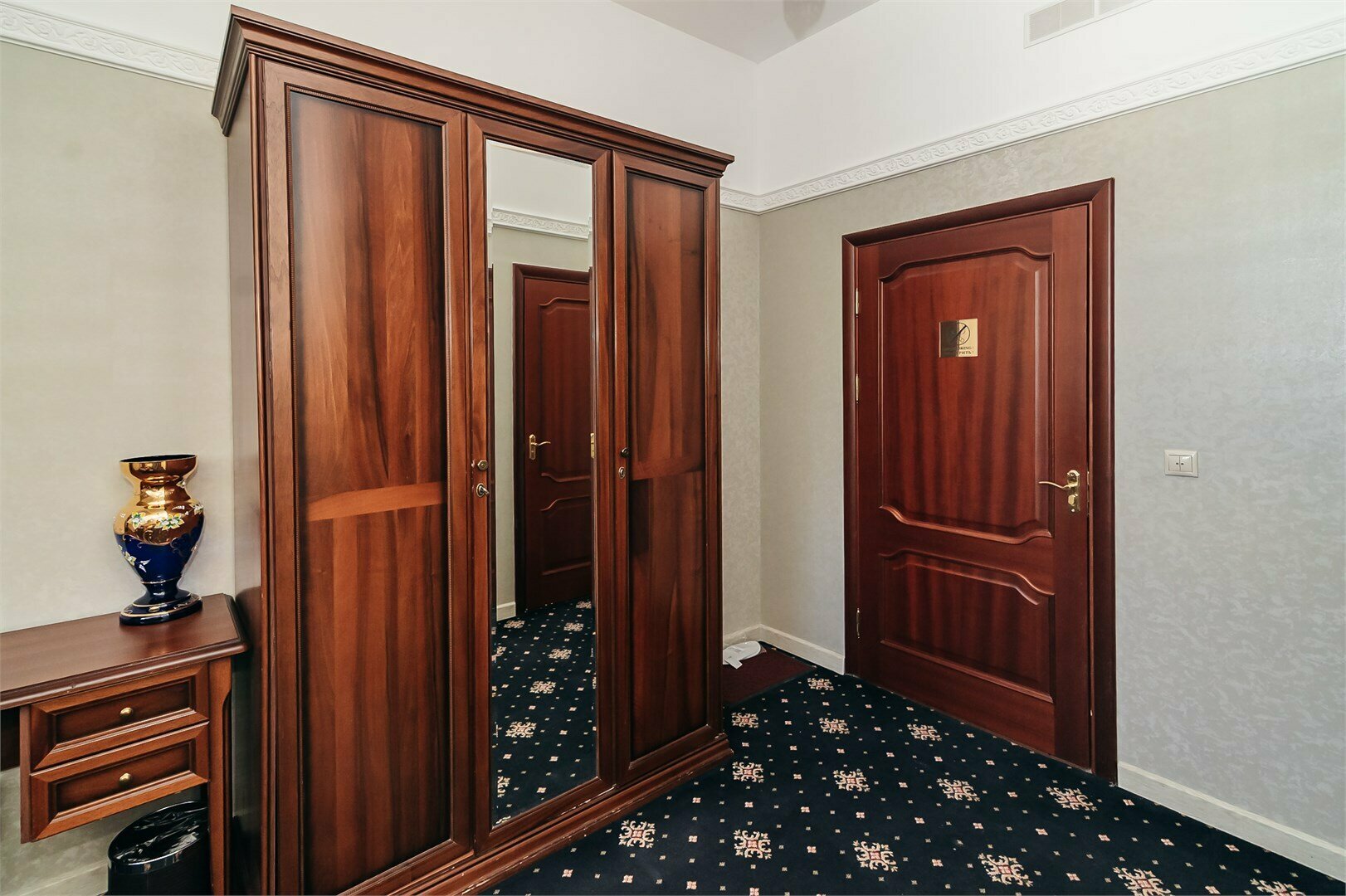 Джуниор Сюит мансардный