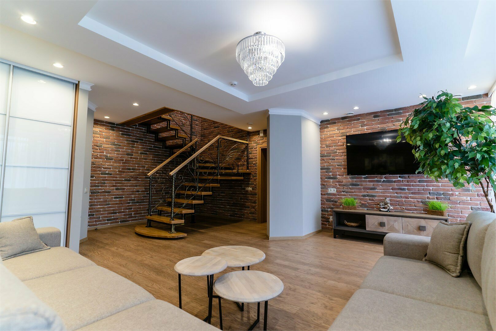 Апартаменты