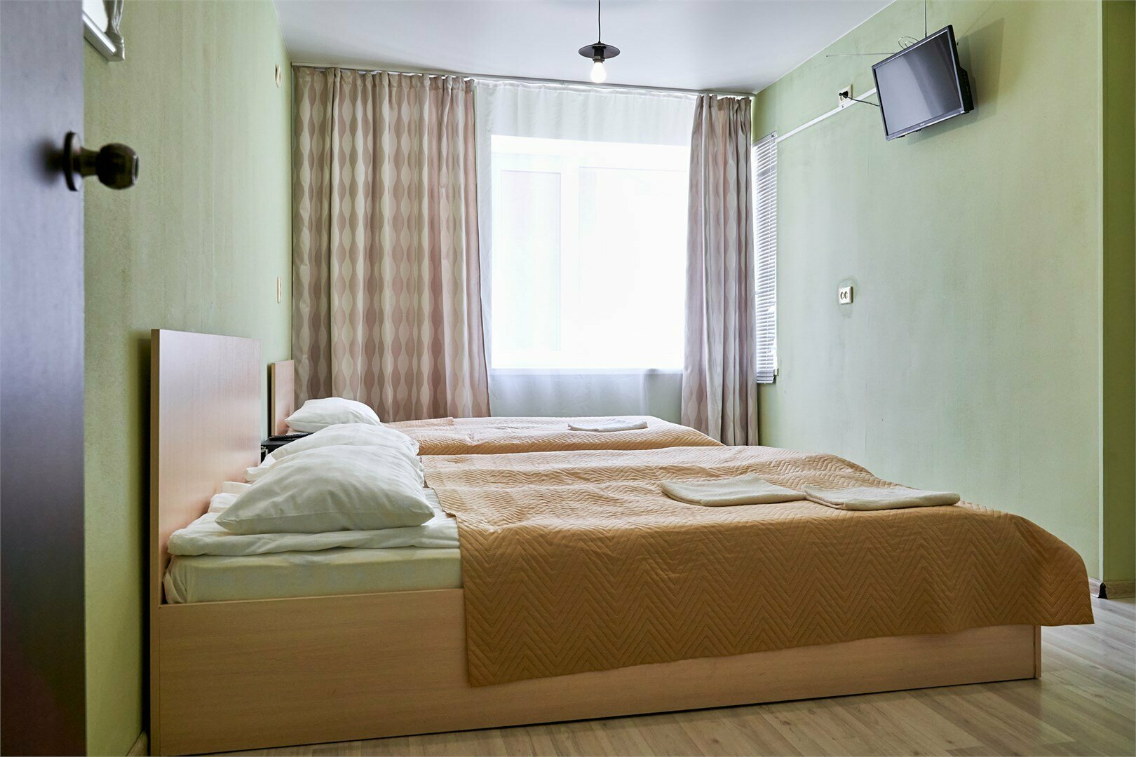 Эконом (семейный)