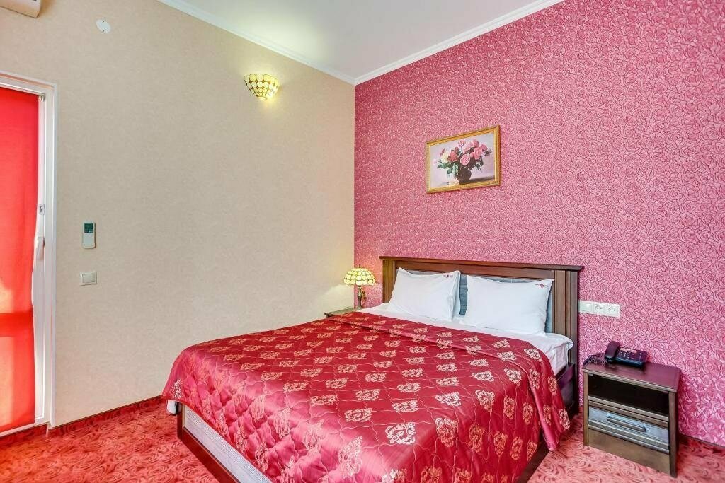 Семейный с балконом