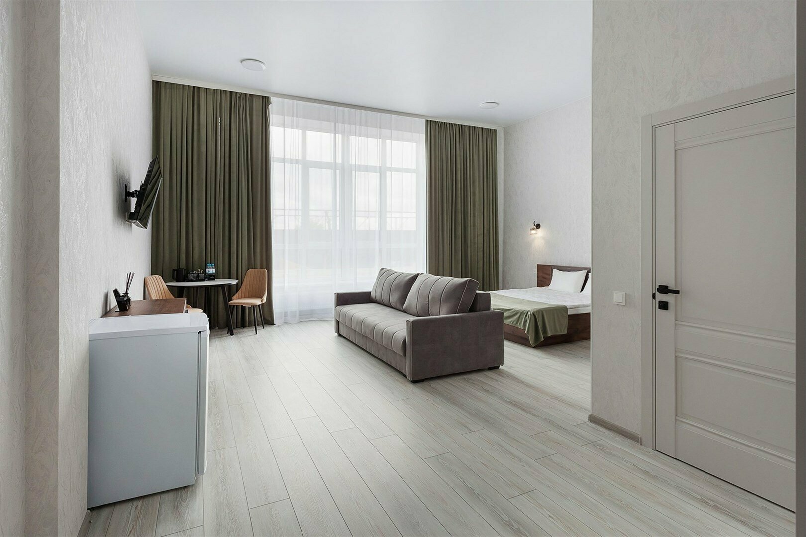 Джуниор Сюит +