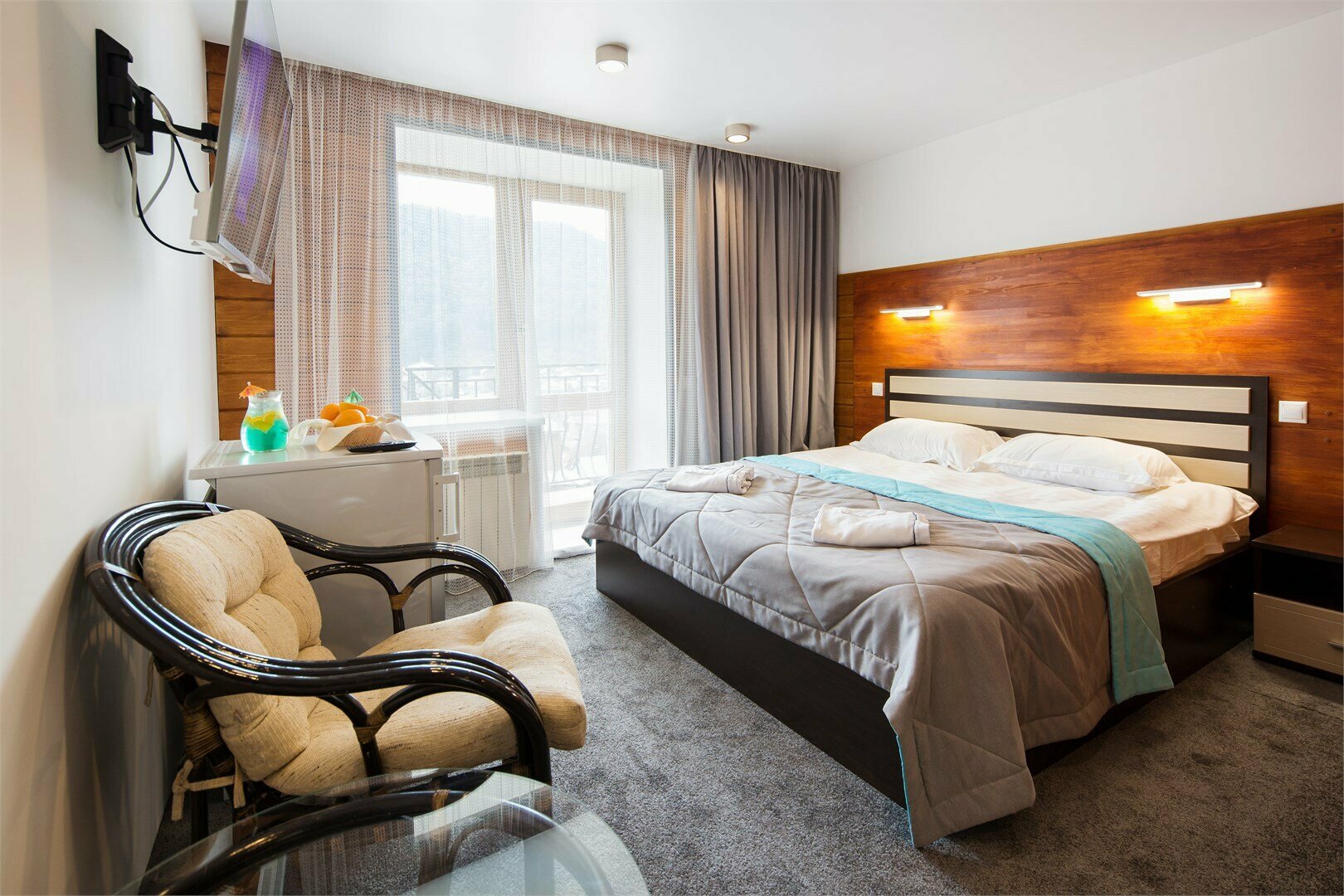 Джуниор Сюит