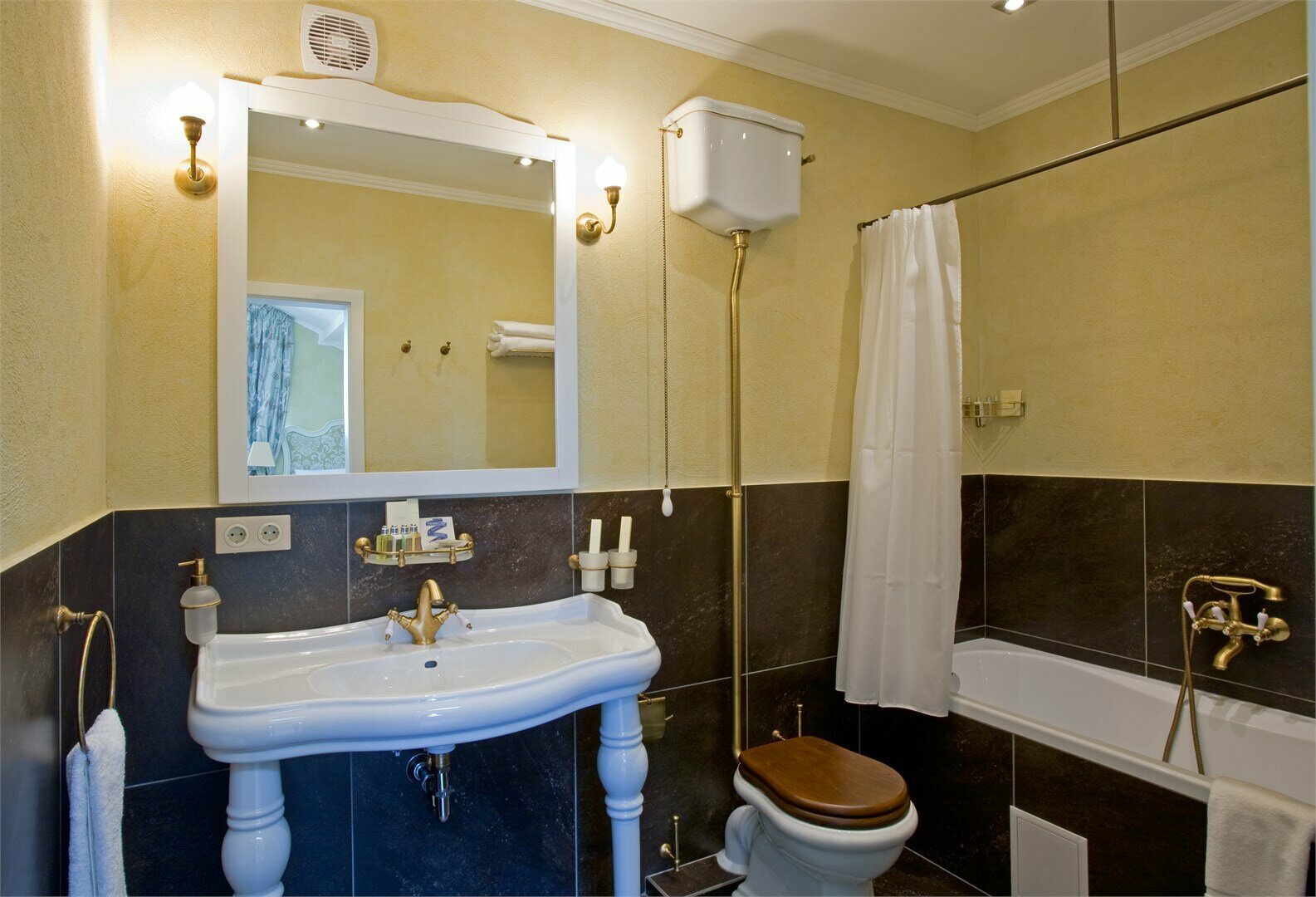 Двухкомнатный Семейный номер