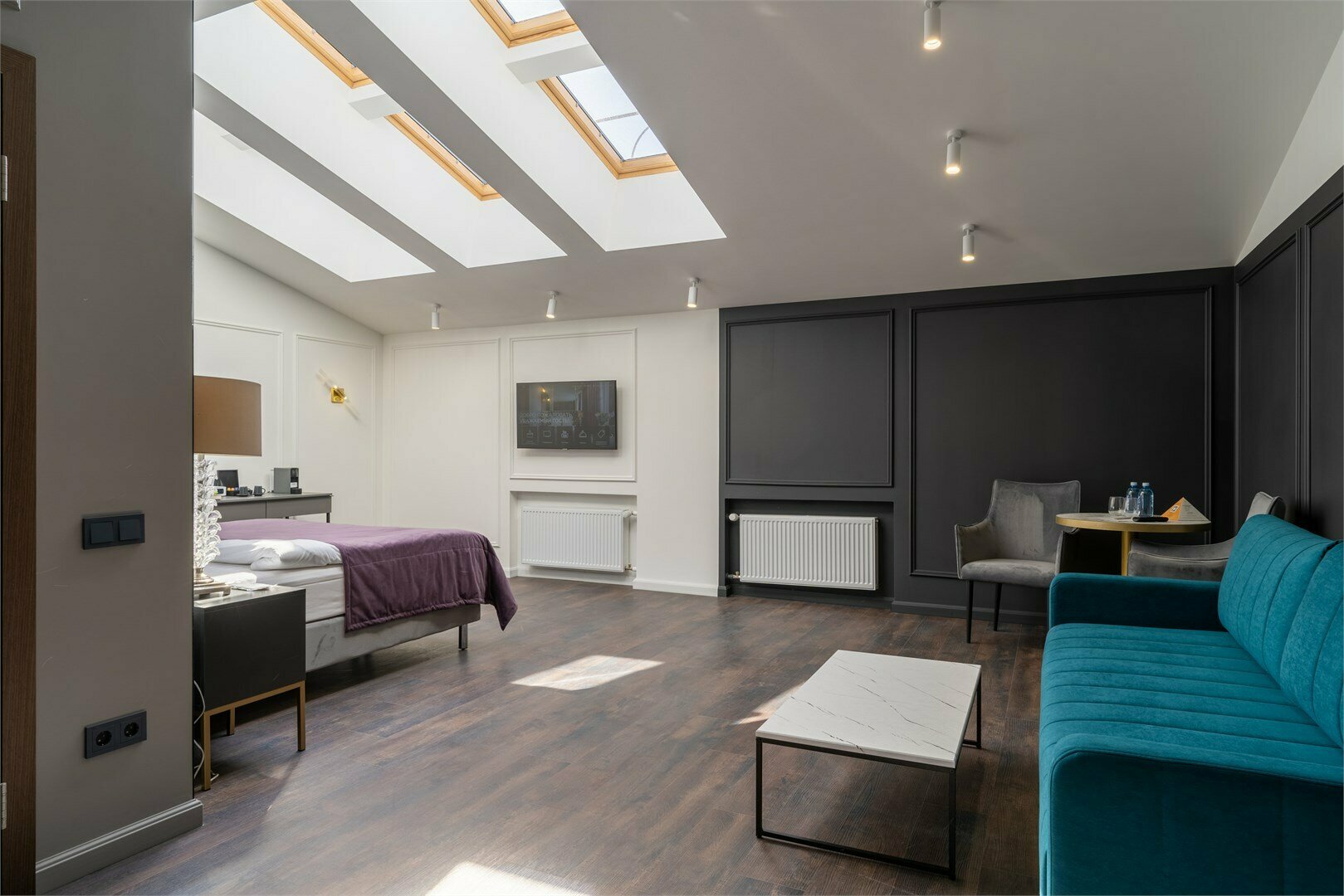 Мансардный номер Делюкс