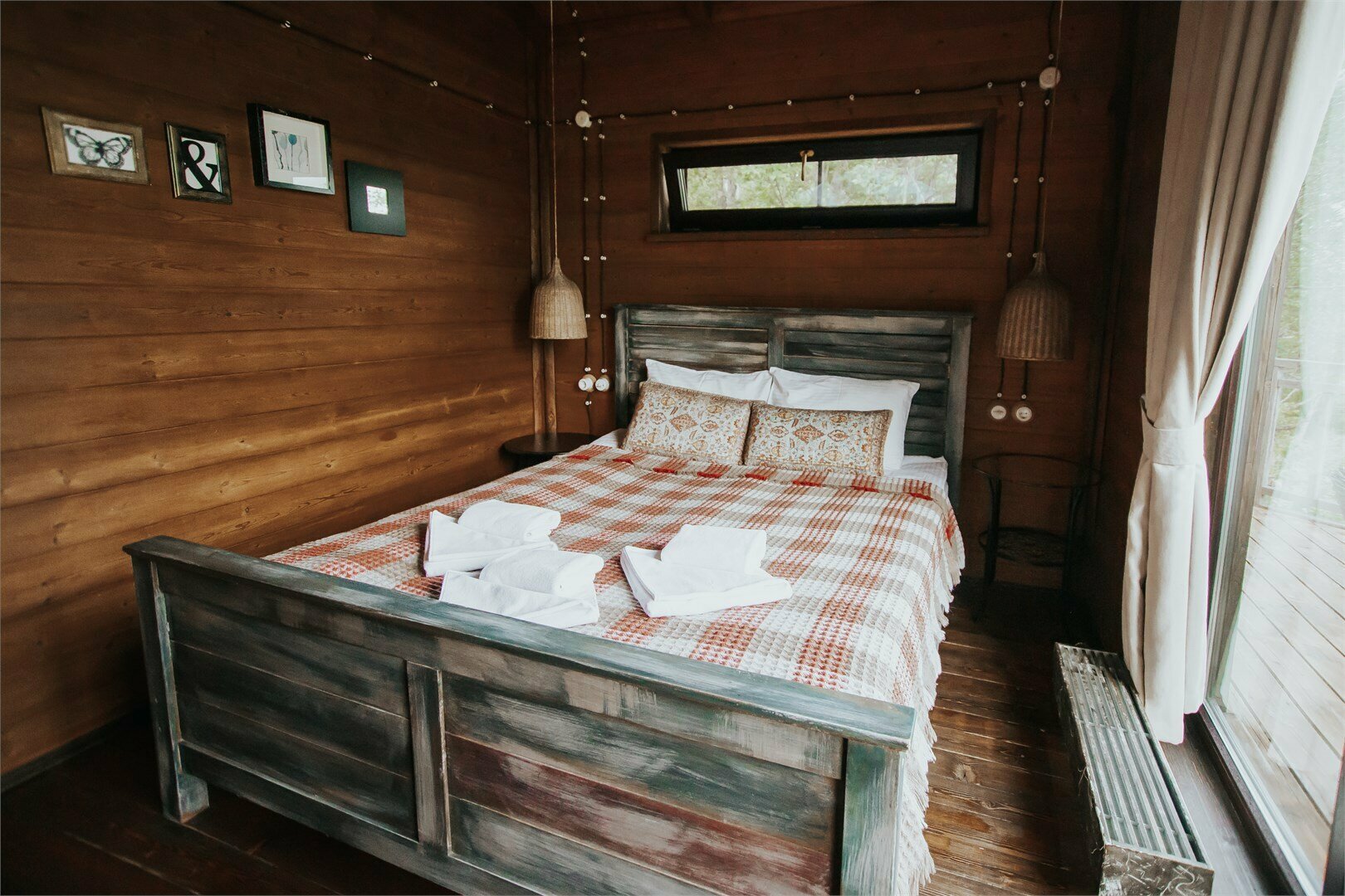 Большой дом на деревьях для 3х взрослых