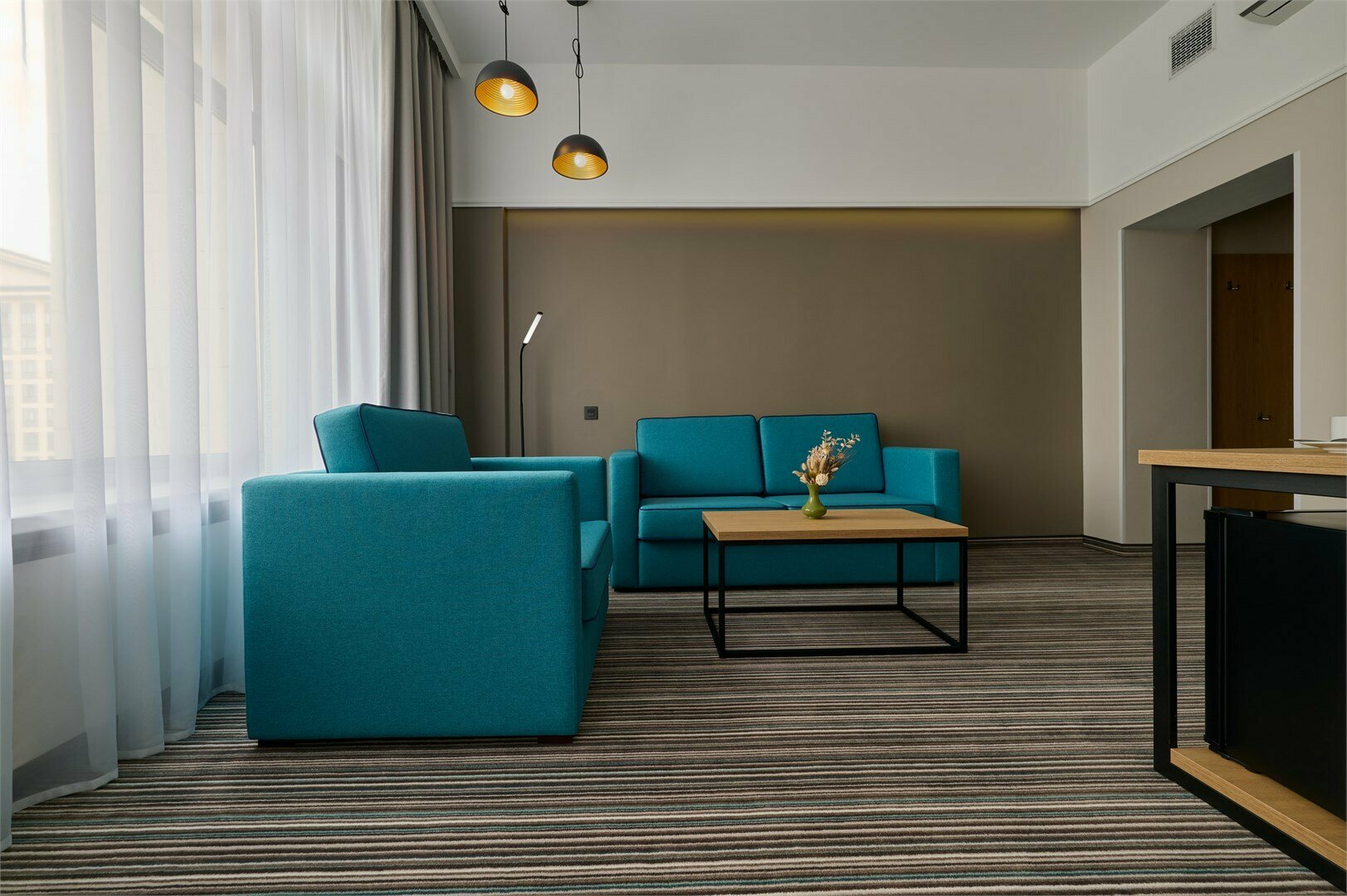 Джуниор Сюит (с двумя кроватями)