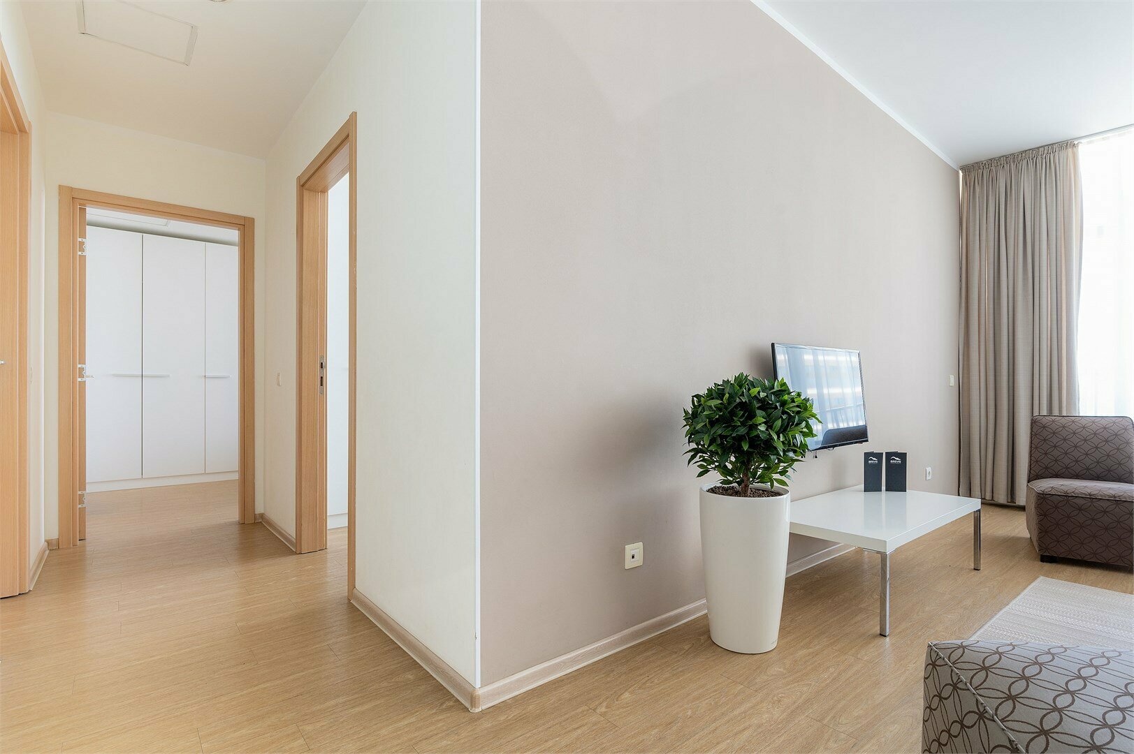 Трехкомнатные апартаменты с двумя спальнями (6-14 этаж)