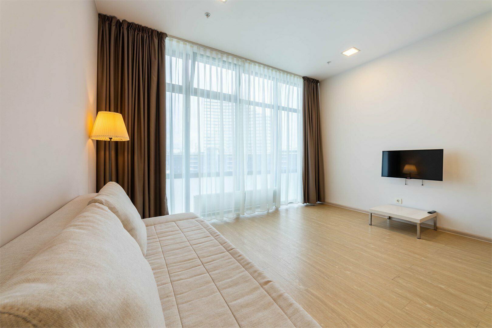 Семейные апартаменты с красивым видом (9 этаж)