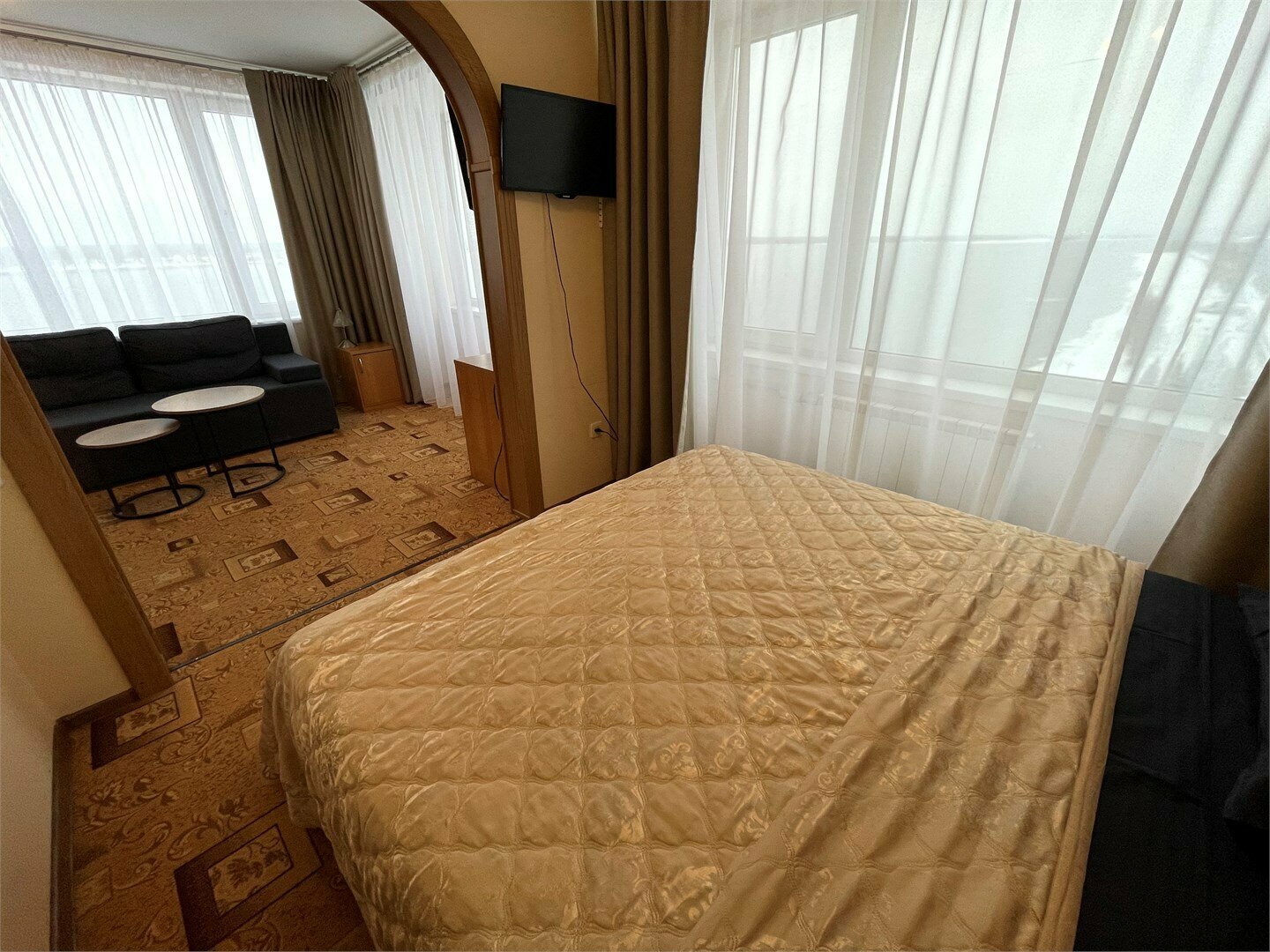 Улучшенный трехместный номер