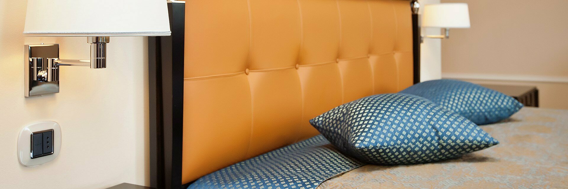 Номер Студия