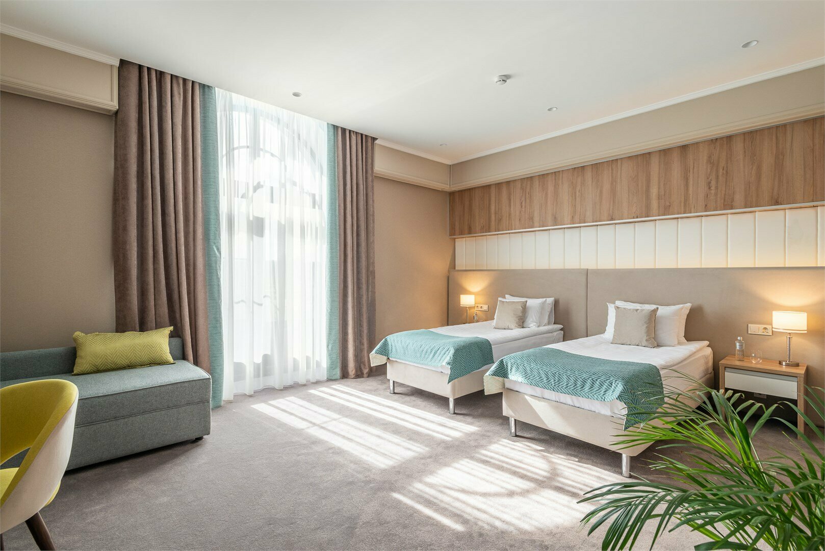 Делюкс Плюс