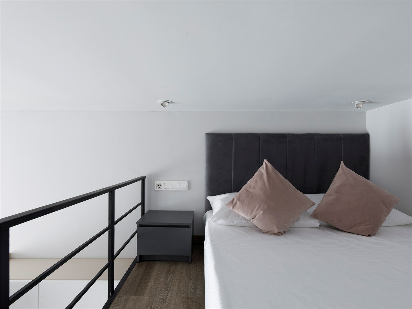 Двухместная двухуровневая студия