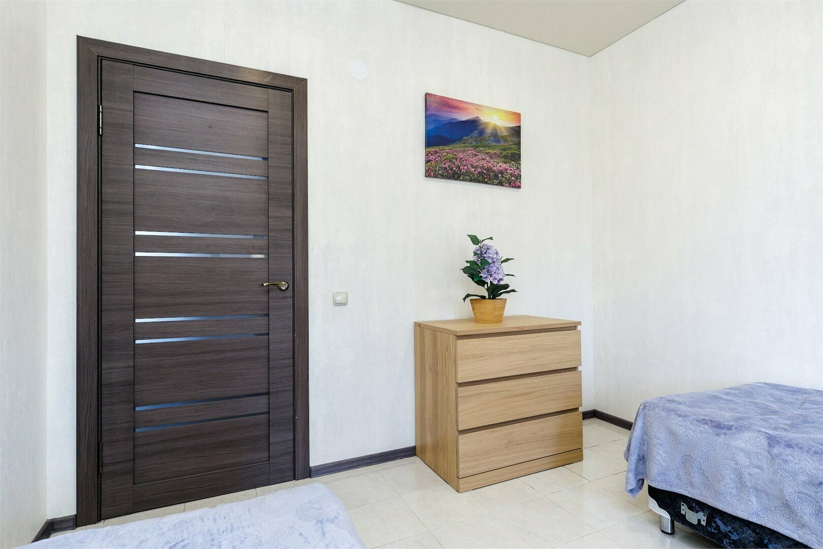 Апартаменты люкс трёхкомнатные с видом на море (2 этаж)