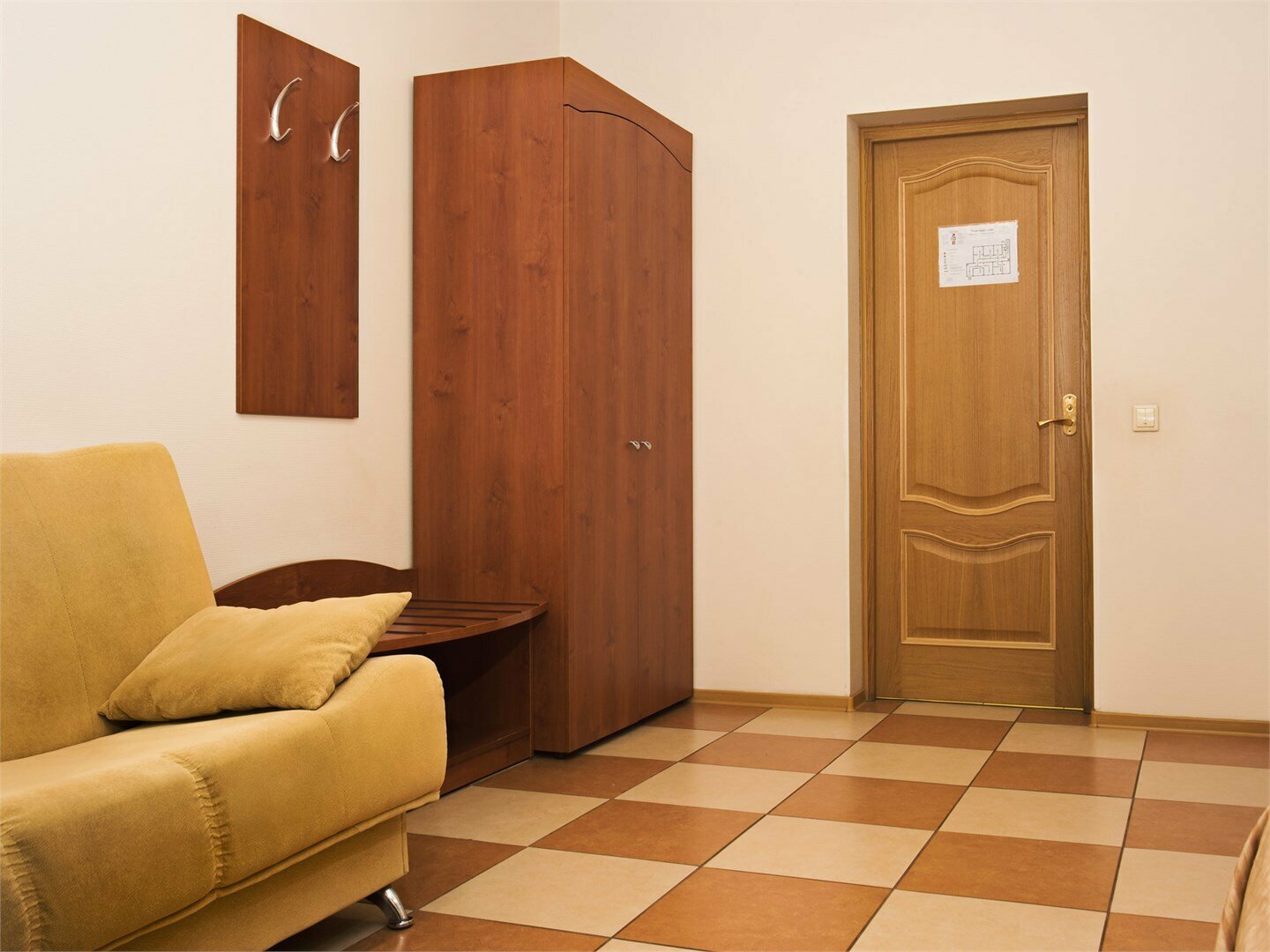 Улучшенный двухместный номер с 2 отдельными кроватями