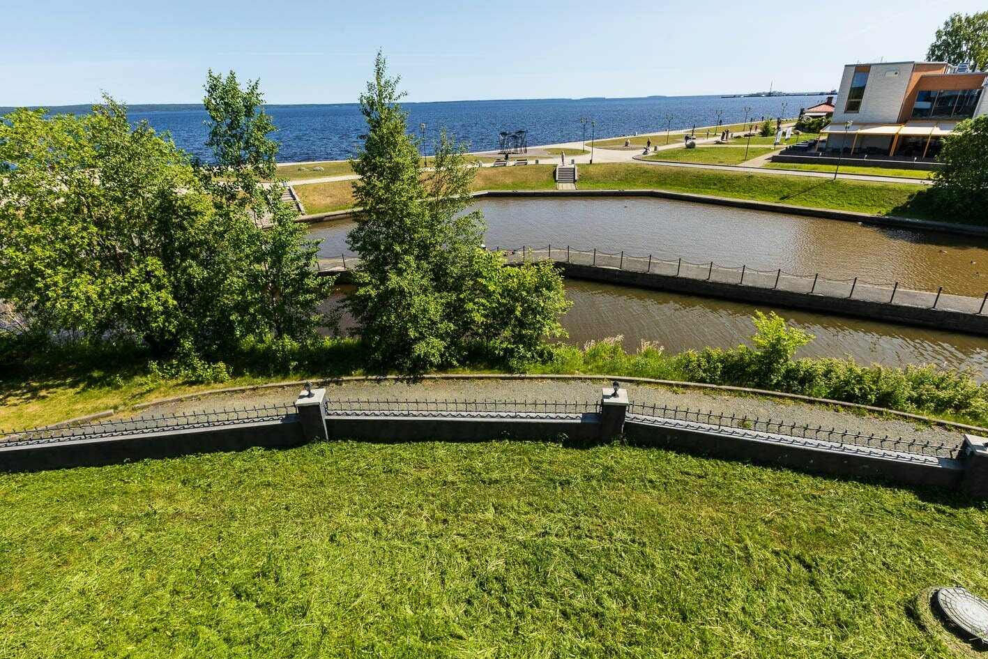 Полулюкс