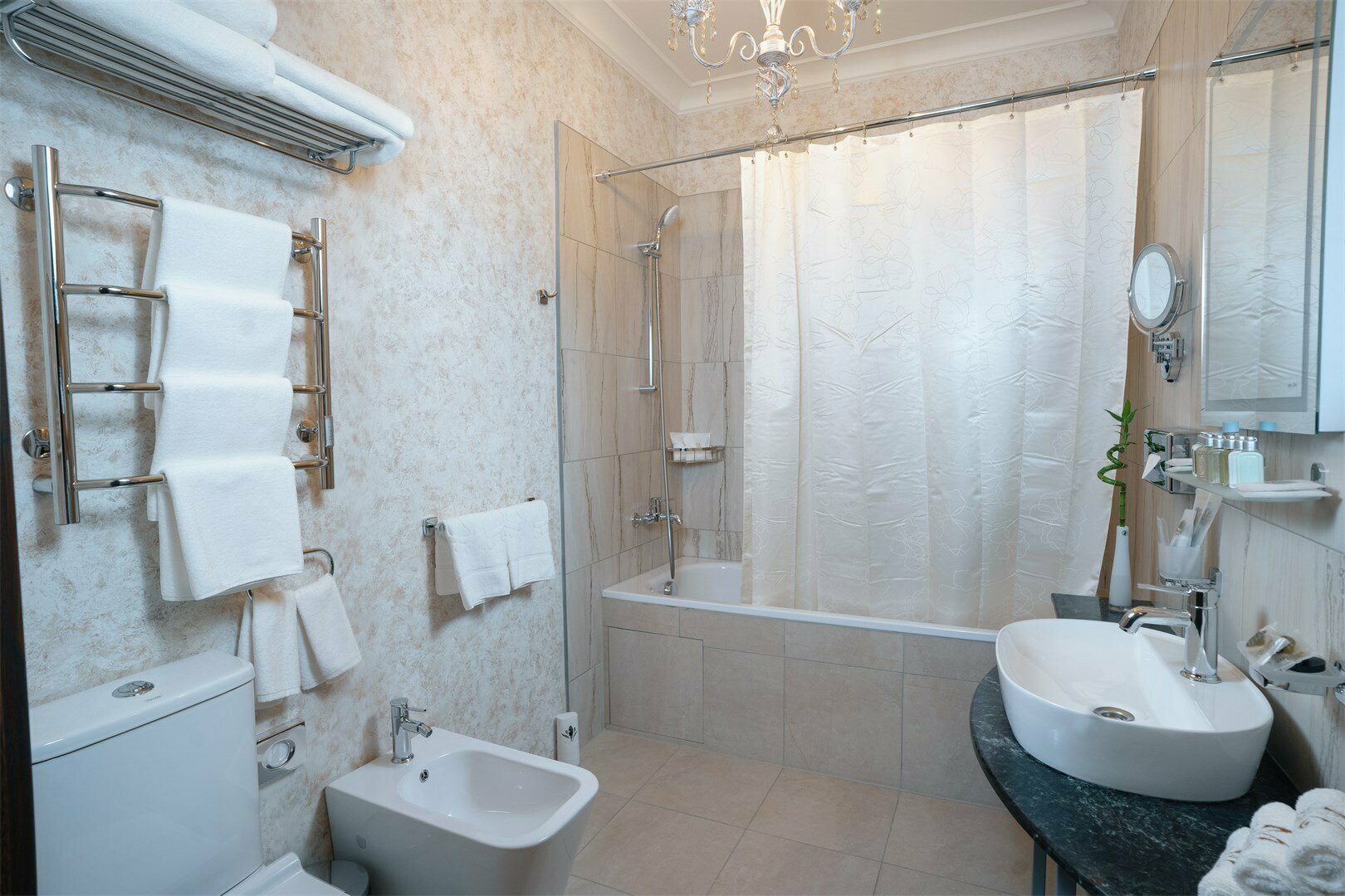 Люкс с видом на набережную реки Мойки