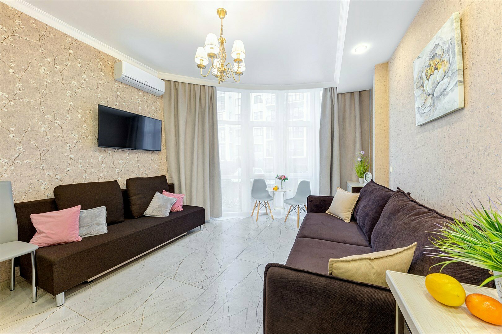 Апартаменты с видом на горы (2 комнаты, 56 кв.м)