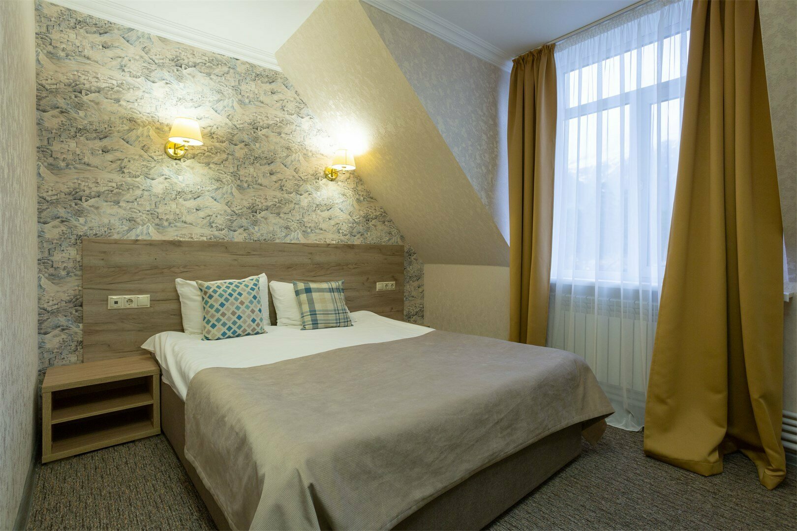 Стандарт с двуспальной кроватью