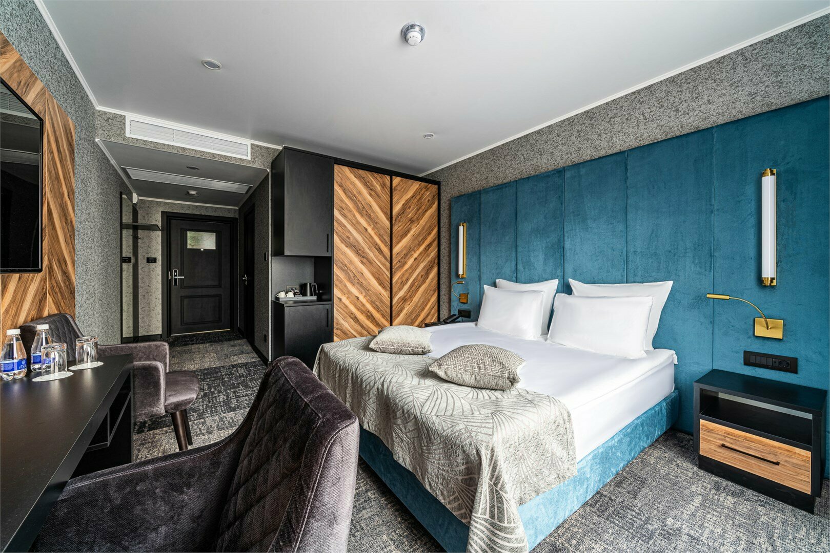 Стандарт двухместный с двуспальной кроватью