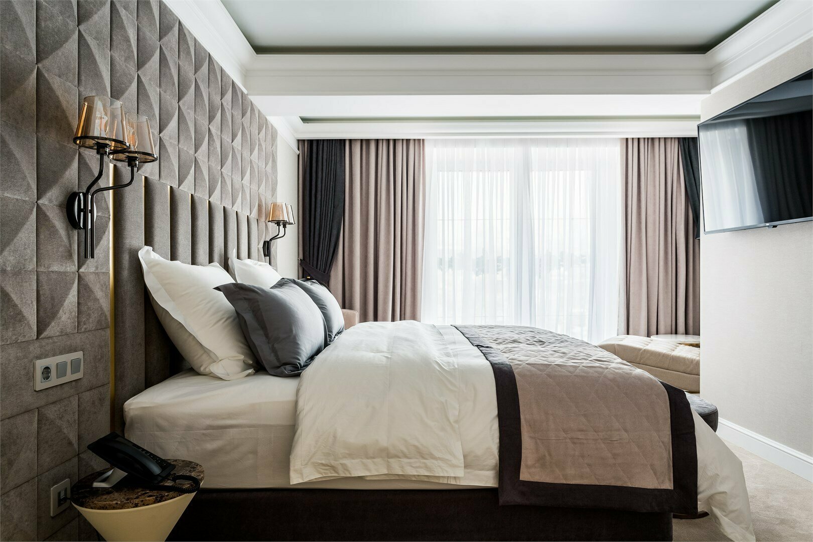 Люкс Премьер (Lux Premier)