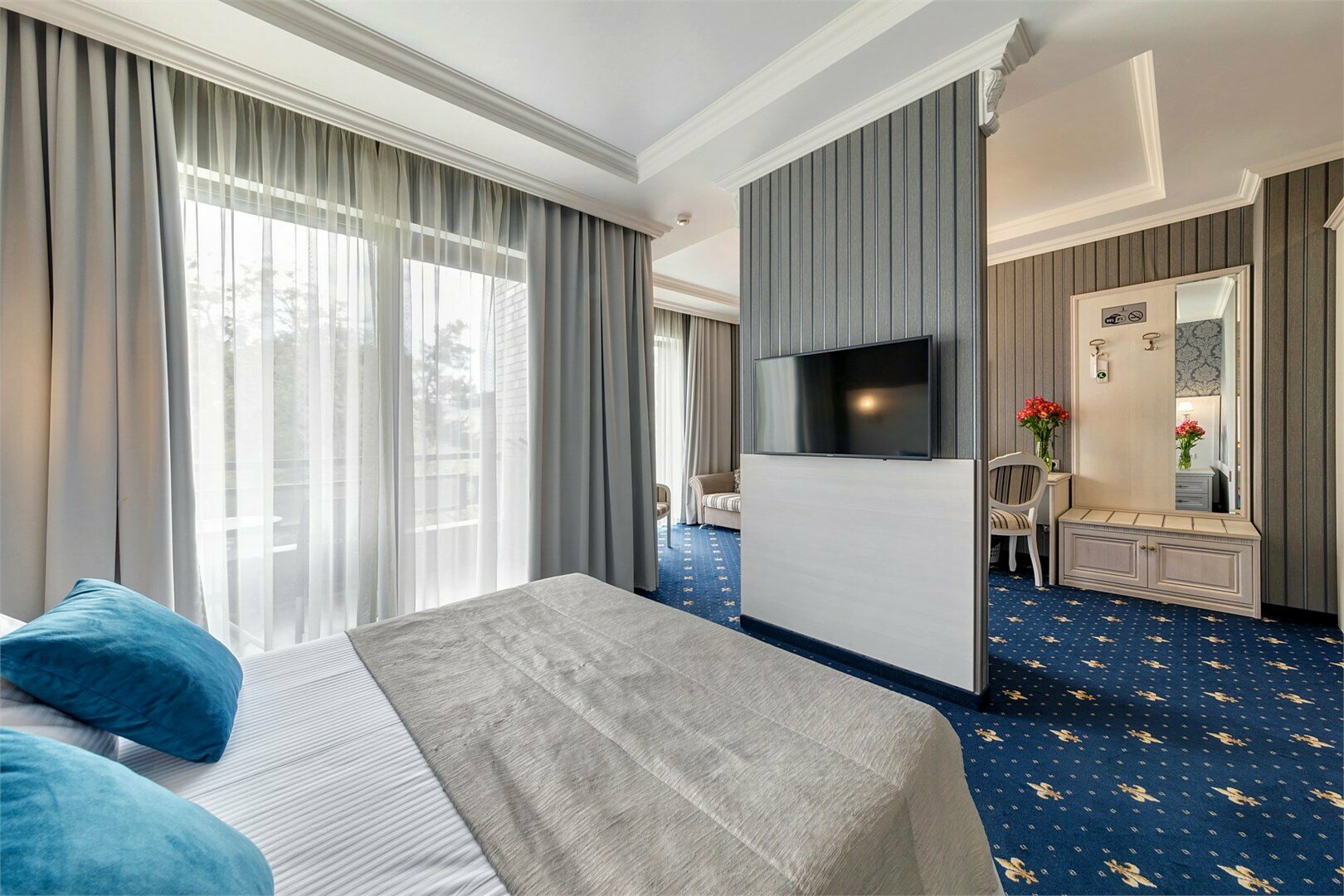 Джуниор сюит с балконом