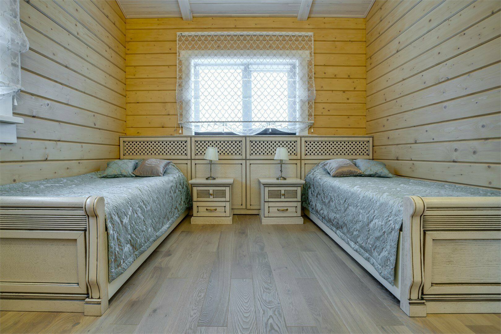 Коттедж "Снежинка" (2 спальни)