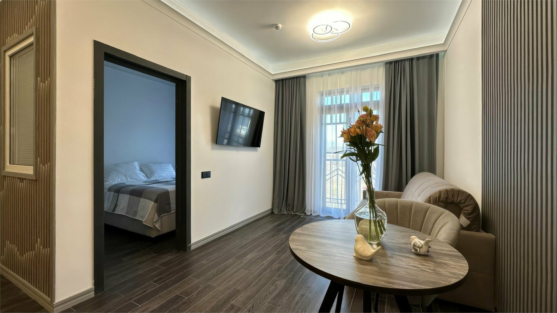 Апартаменты с гостиной