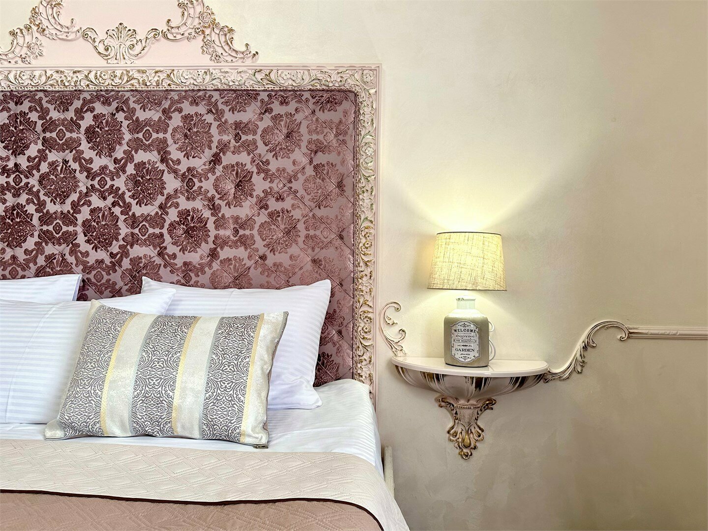 Номера Премиум Люкс с балконом с одной совместной кроватью с видом на море