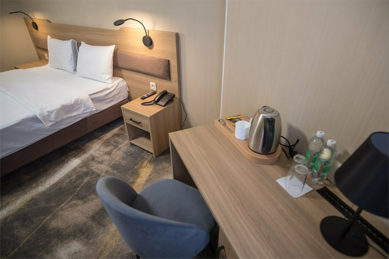 Стандарт Двухместный с большой кроватью улучшенный