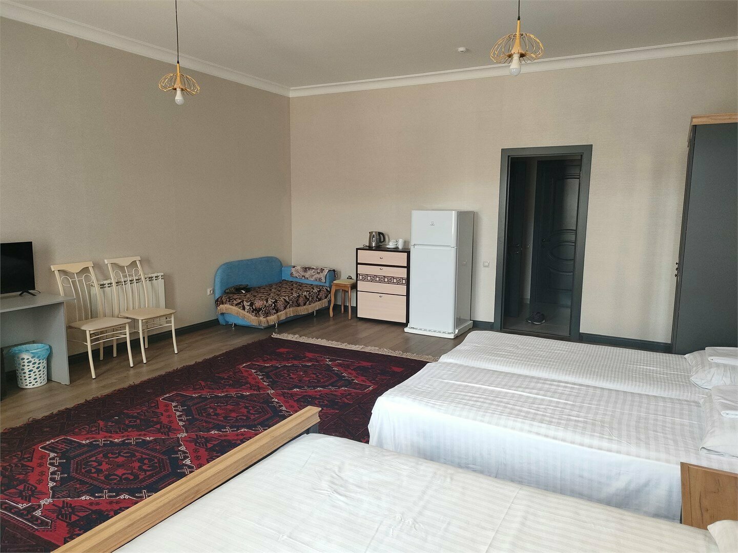 Семейный номер с ванной комнатой