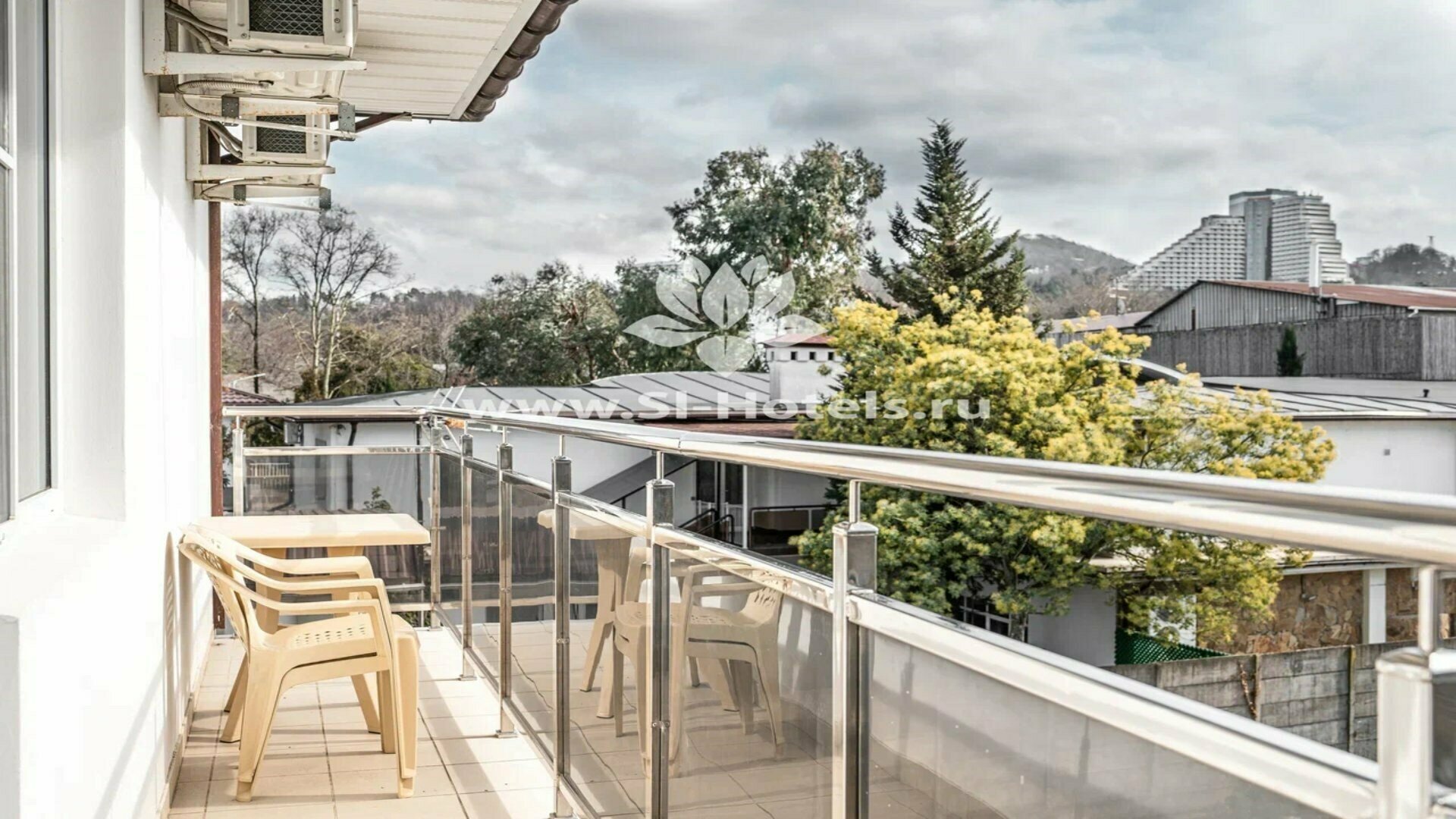 Семейный 2х комнатный с балконом