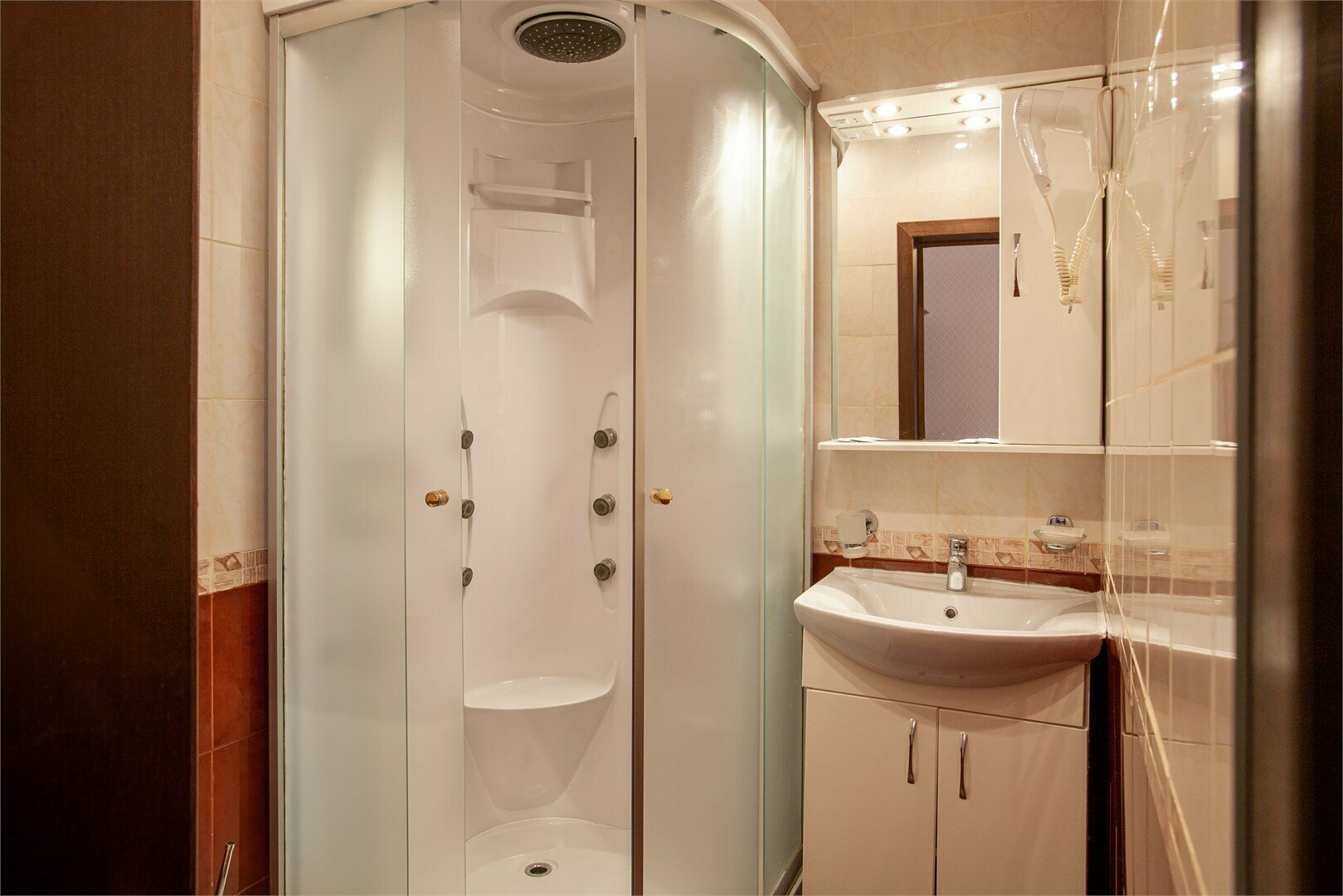 Улучшенный двухместный номер с 1 кроватью