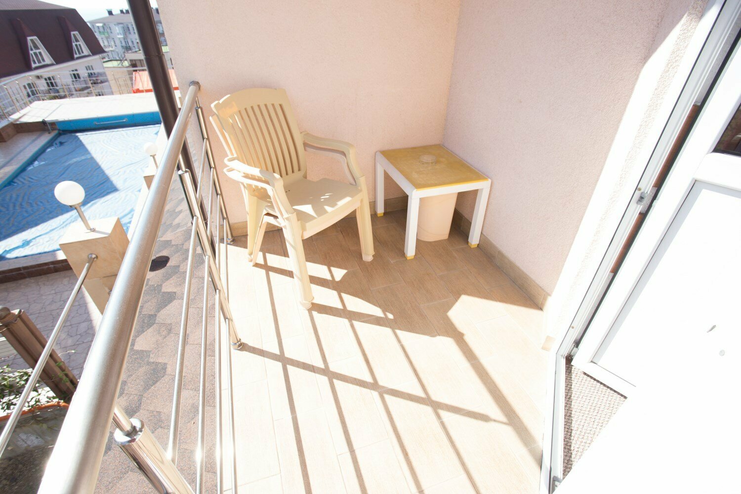 Улучшенный трехместный номер с видом на море