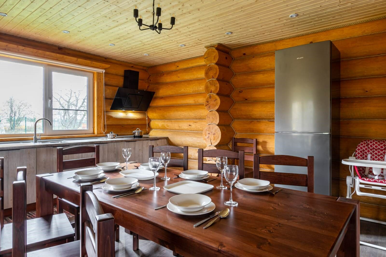 «Коттедж с тремя спальнями»