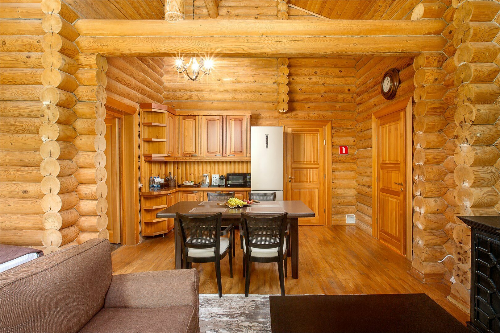 Шале с купелью и финской сауной