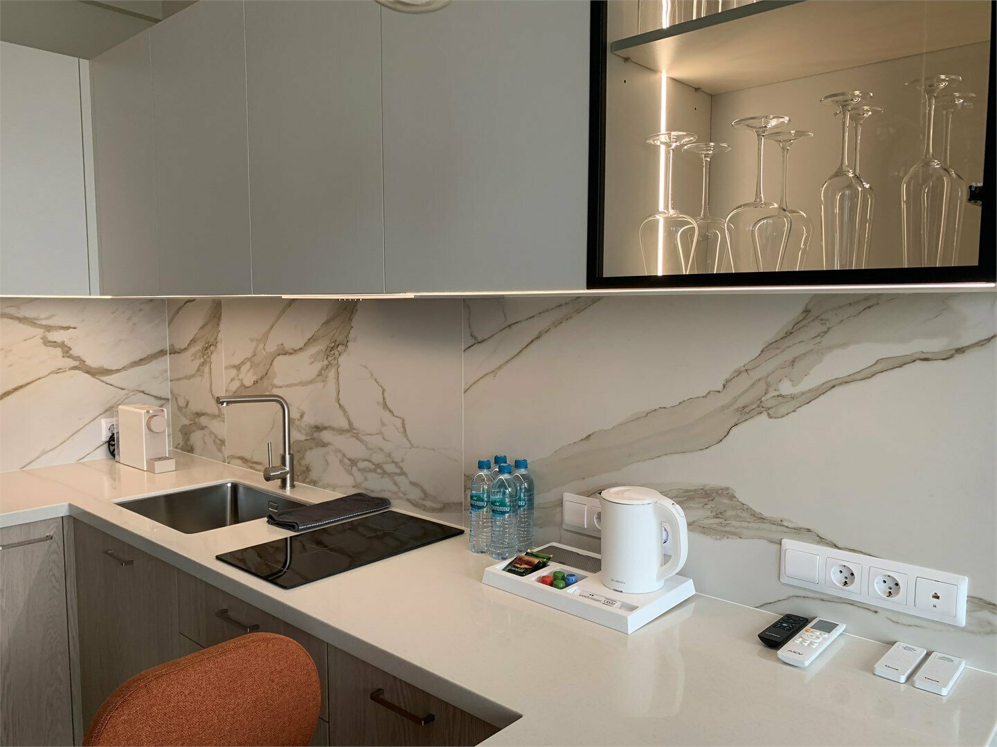 Двухкомнатный ЛЮКС (22 этаж)