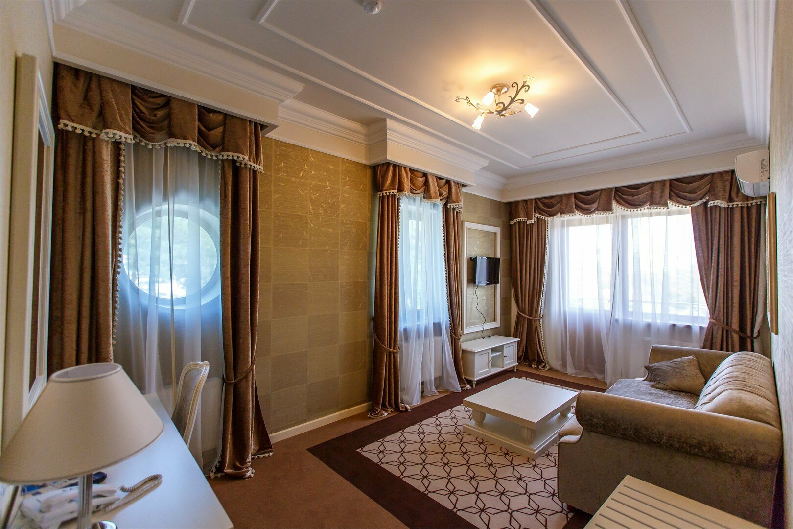 "ЛЮКС", корпус 1 (4 звезды)