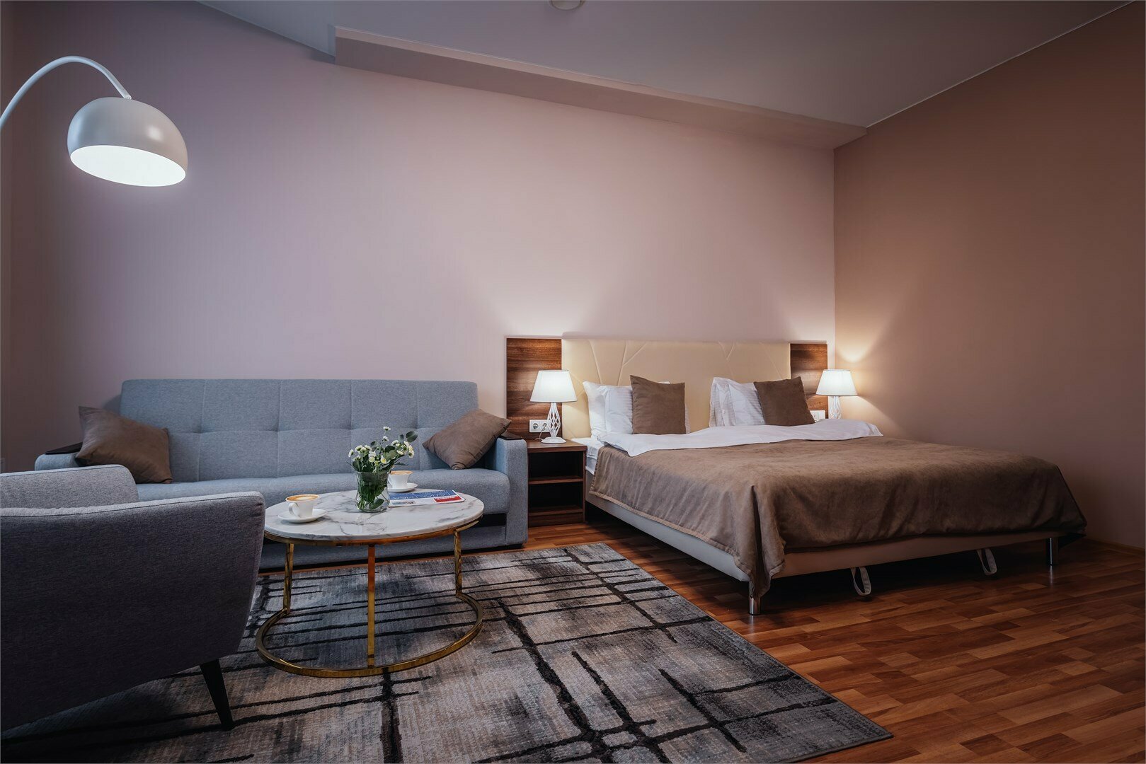 Семейный люкс с 3 спальнями и видом на Казанский собор