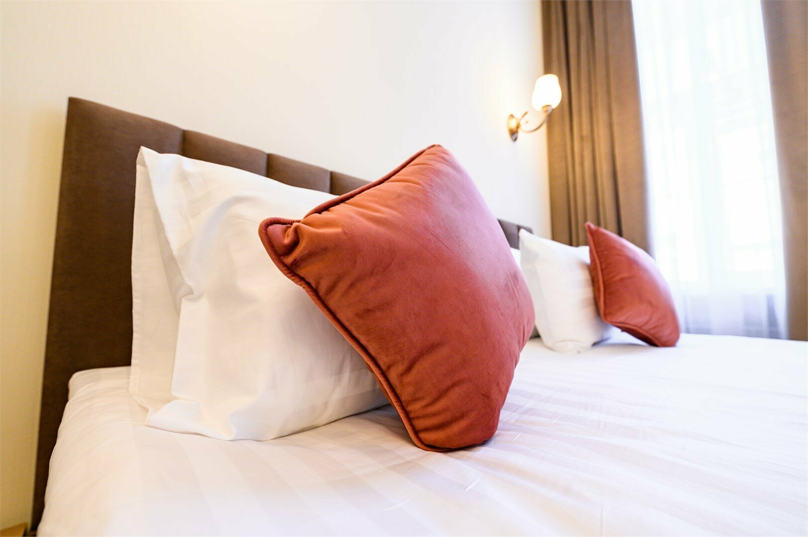 Апартаменты "King-Size" (Coral L) №2 с видом на улицу