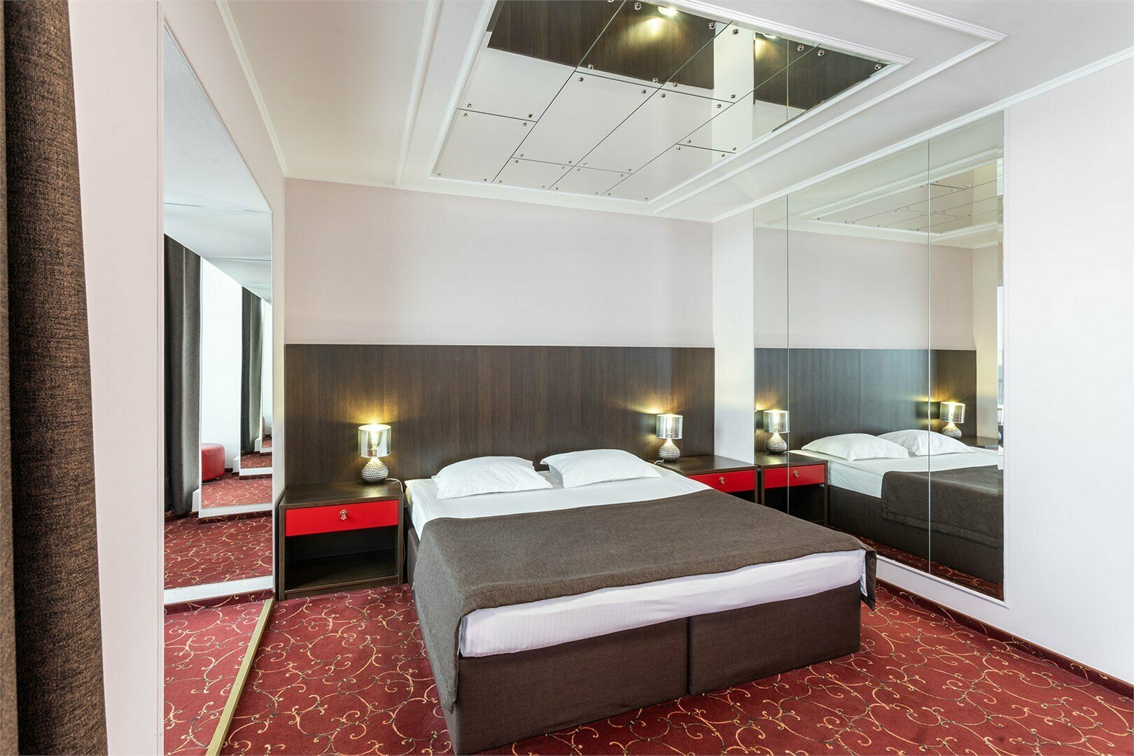 Двухкомнатный Люкс (Suite)