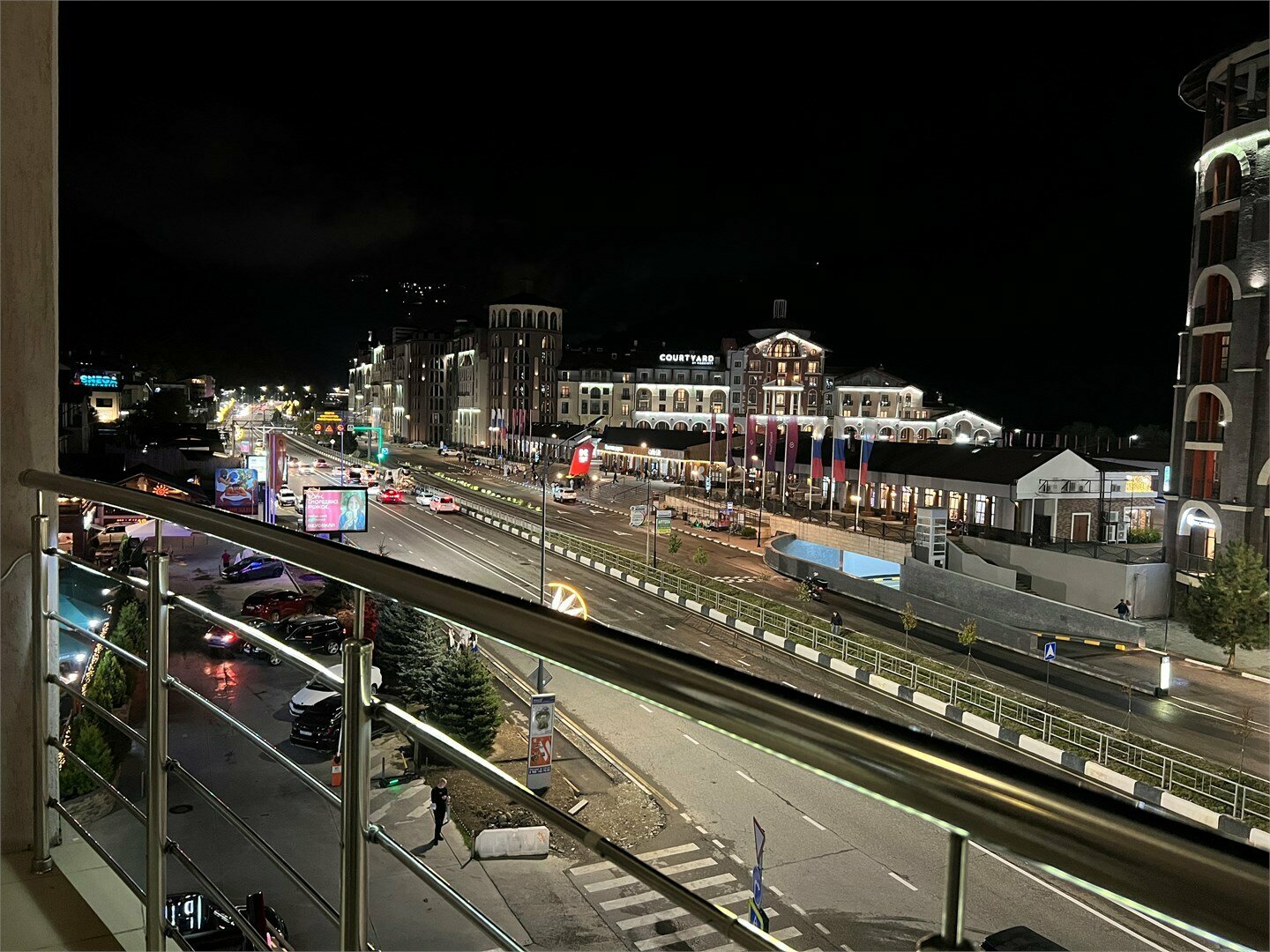 Улучшенный двухместный номер с двухспальной  кроватью