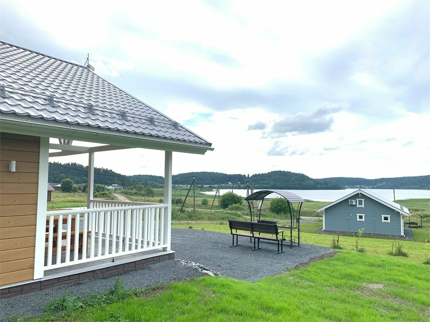 Дом цвета капучино с сауной 120м2